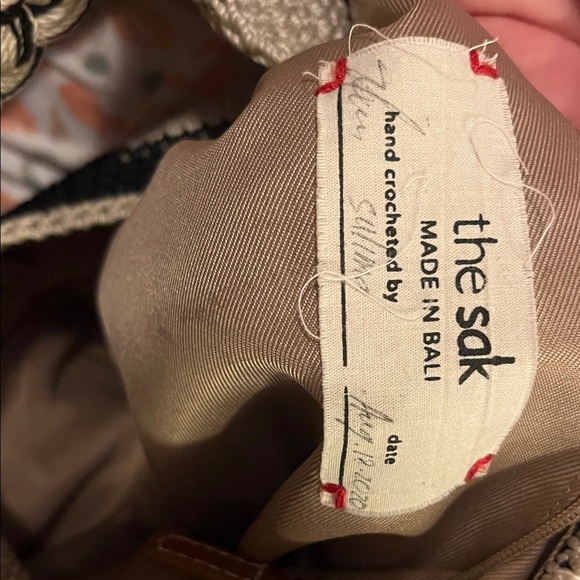 The Sak Black and Tan Geometric Shoulder Bag - Picture 4 of 4